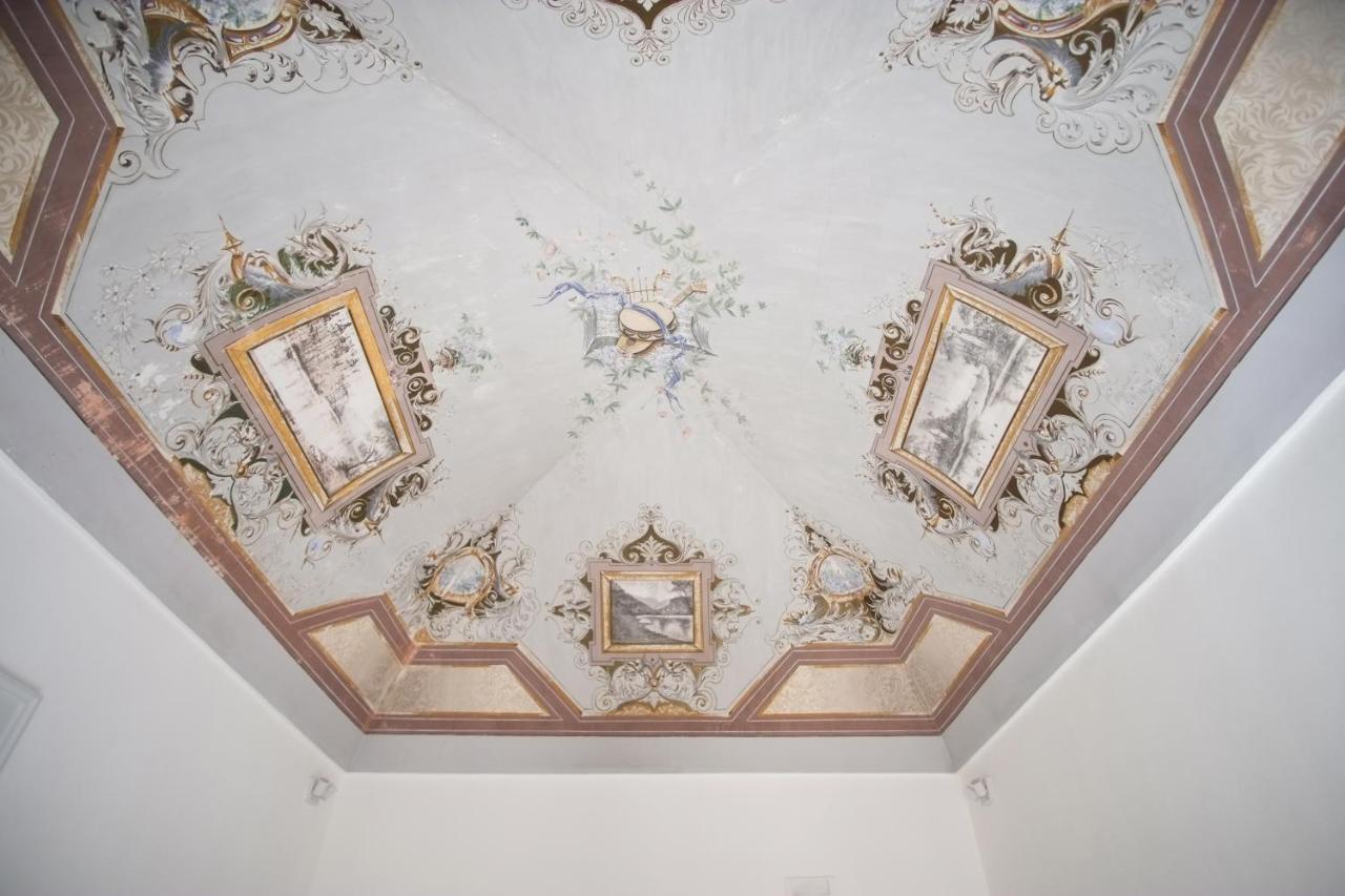 Palazzo Garibaldi - Luxury Suites Galatina Extérieur photo